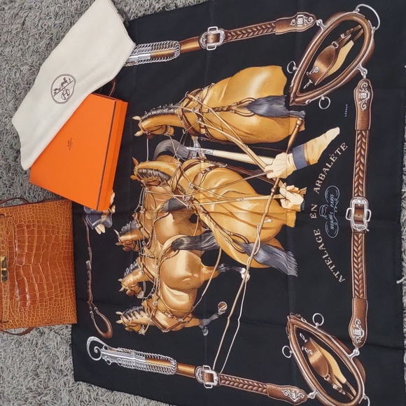 HERMES ATTELAGE EN ARBALETE Silk Scarf Black Brown equestrian France Paris